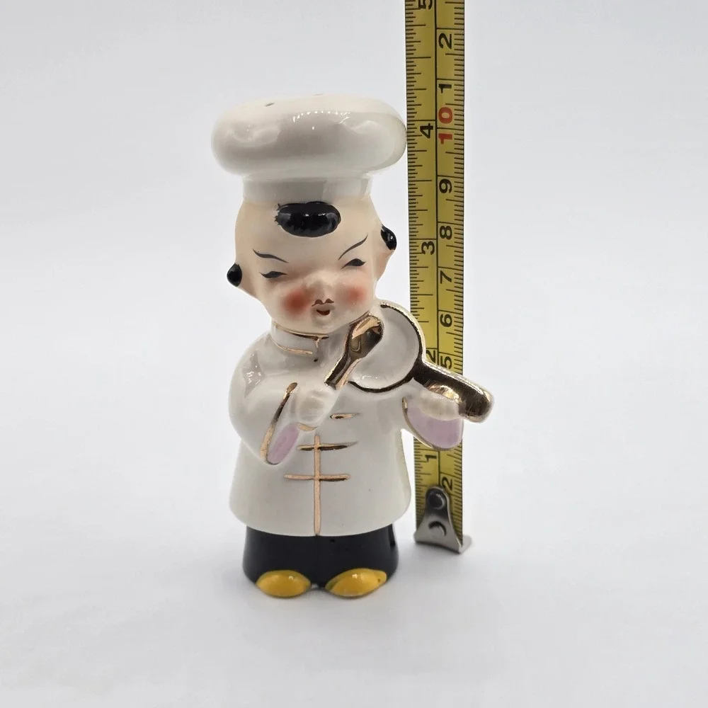 Vtg Chef Japan salt and pepper shakers Single Small Kitschy‎ Asian Chinese